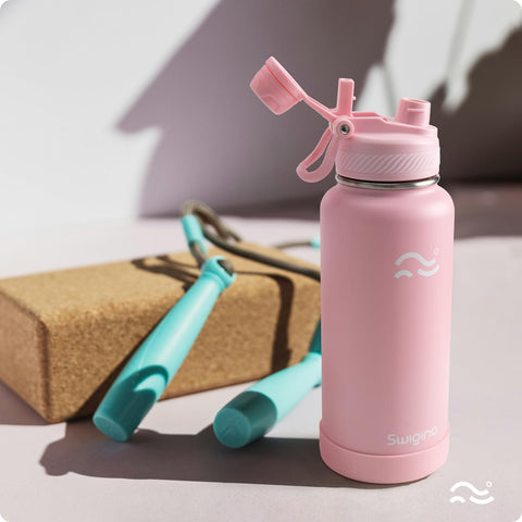 Swigina double-wall insulation preserves cold and hot beverages longer.