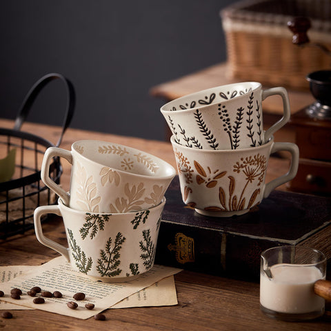 Swuut handmade stoneware mugs with botanicals for plant lovers and tea breaks