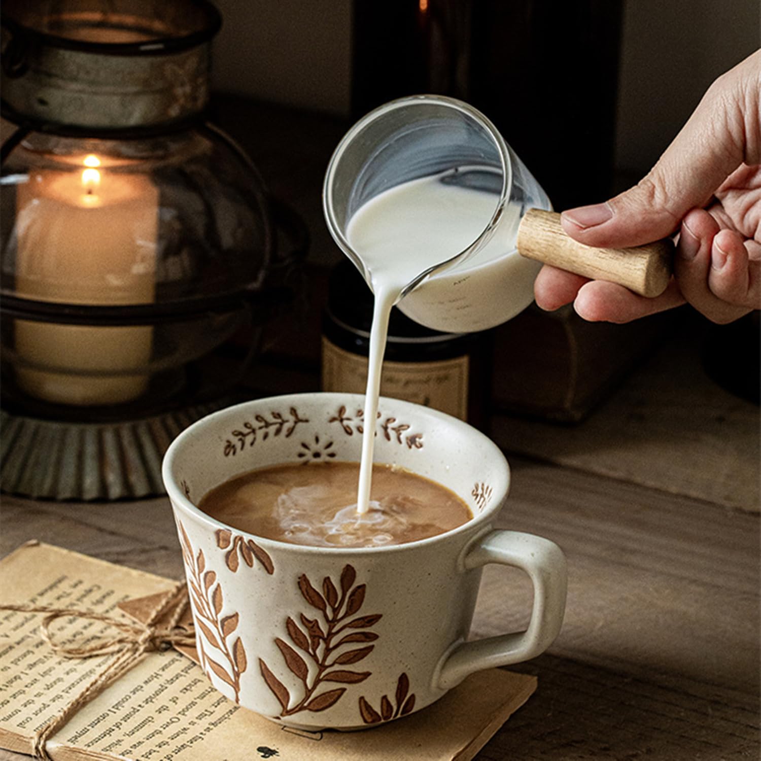 Swuut rustic ceramic mugs with earthy tones for farmhouse tables.