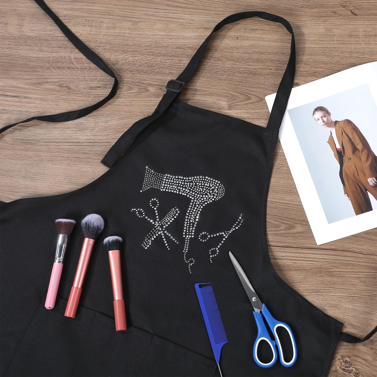 SynHHnergyx adjustable neck strap for a comfortable all-day fit.