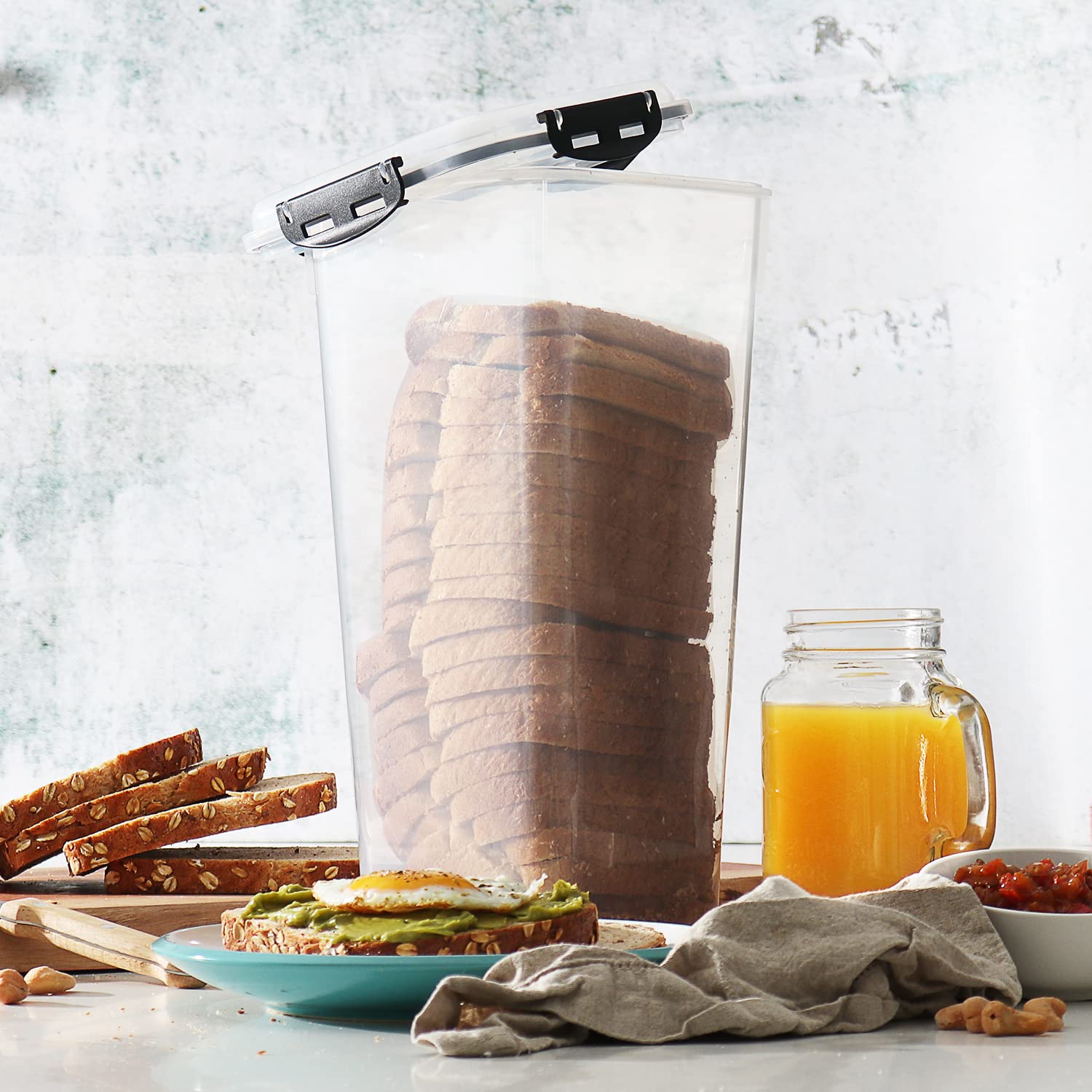 Tafura bread keeper is dishwasher safe for easy cleanup