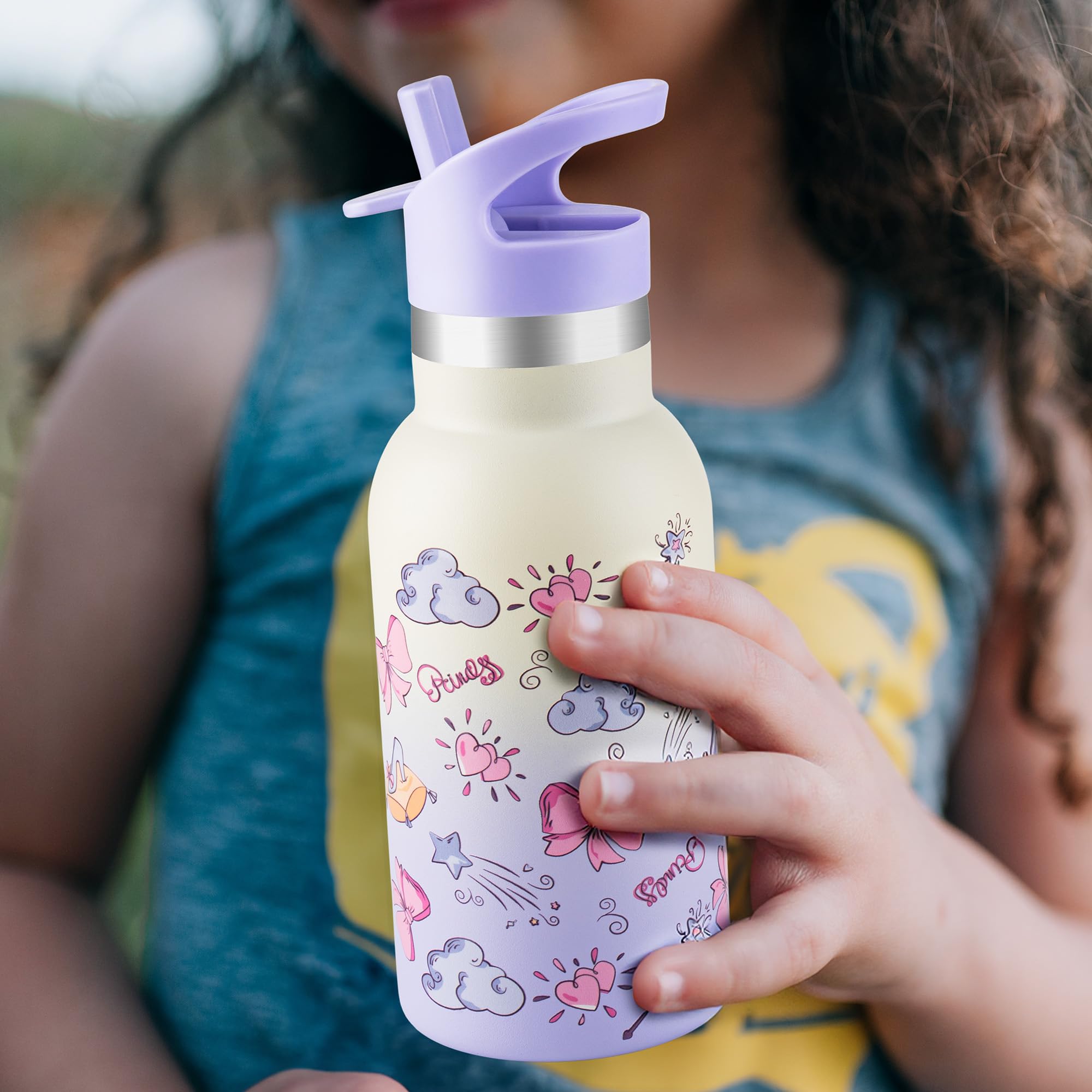 Takyit silicone carry handle makes carrying easy on the go.