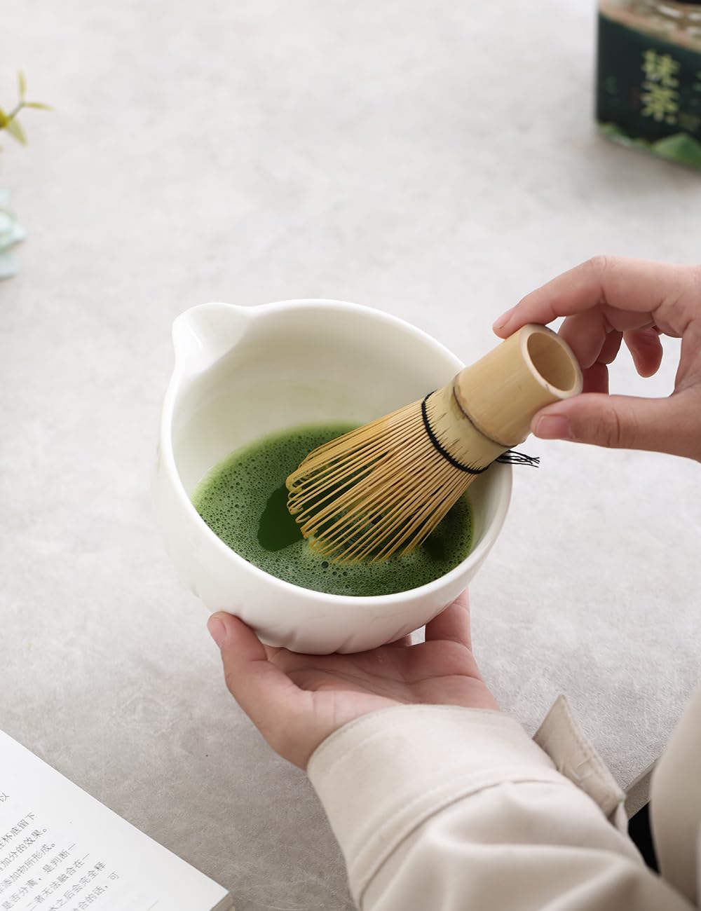 TANG PIN chasen holder ceramic keeps whisk neatly stored.