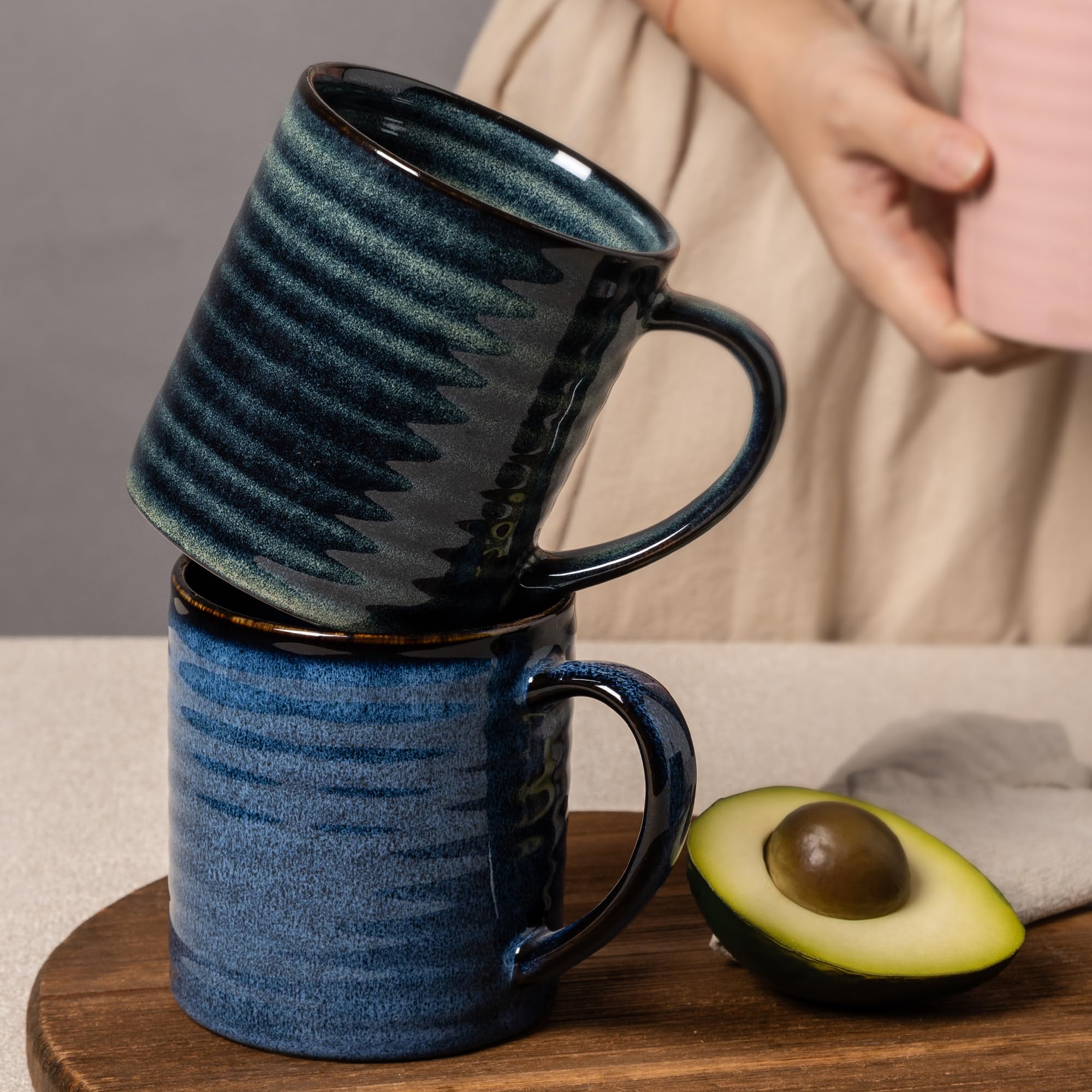 TaoTaojarvie 23oz mug suitable for cafe or home use with latte, tea, or hot chocolate