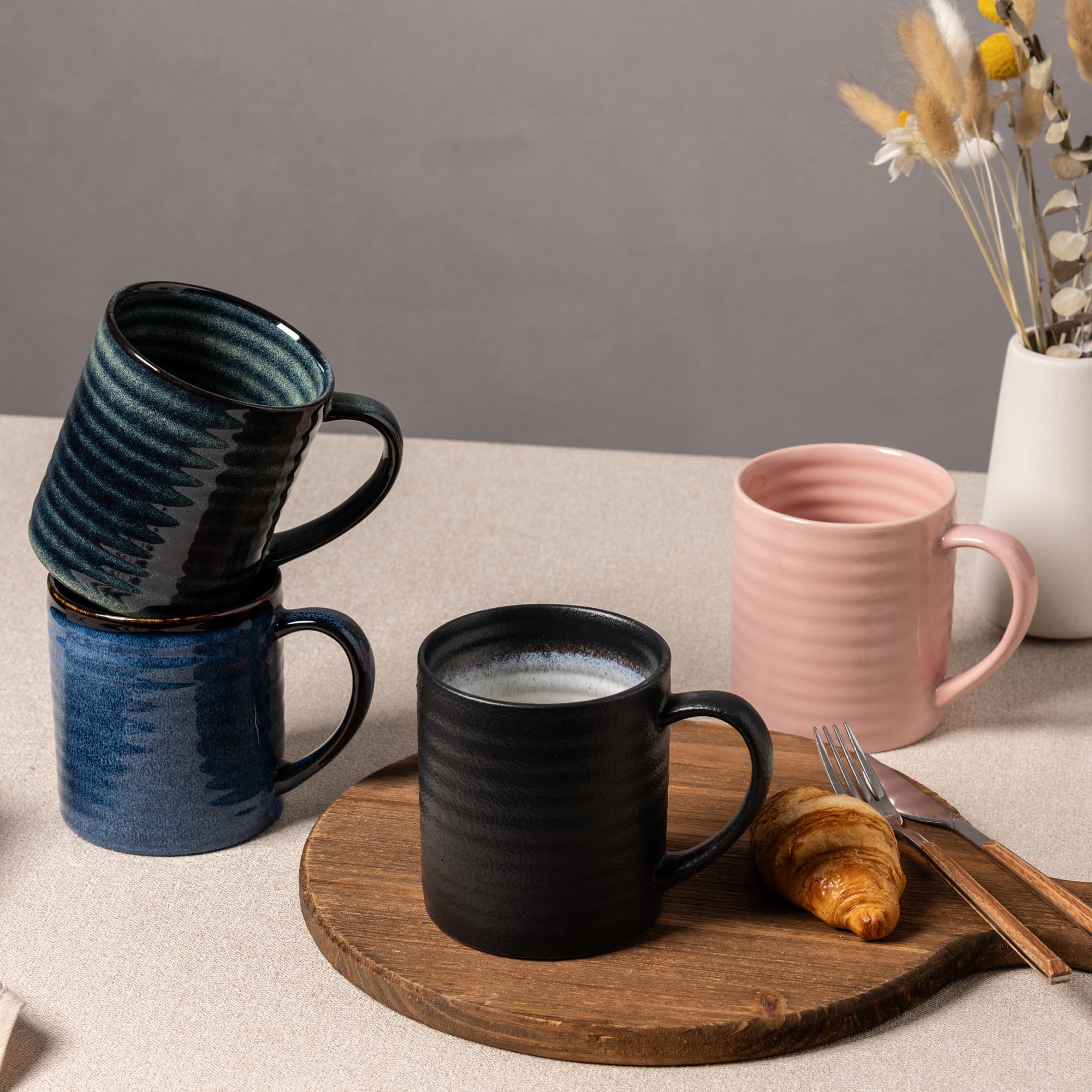 TaoTaojarvie stripe pattern blue mug adds modern style to beverages