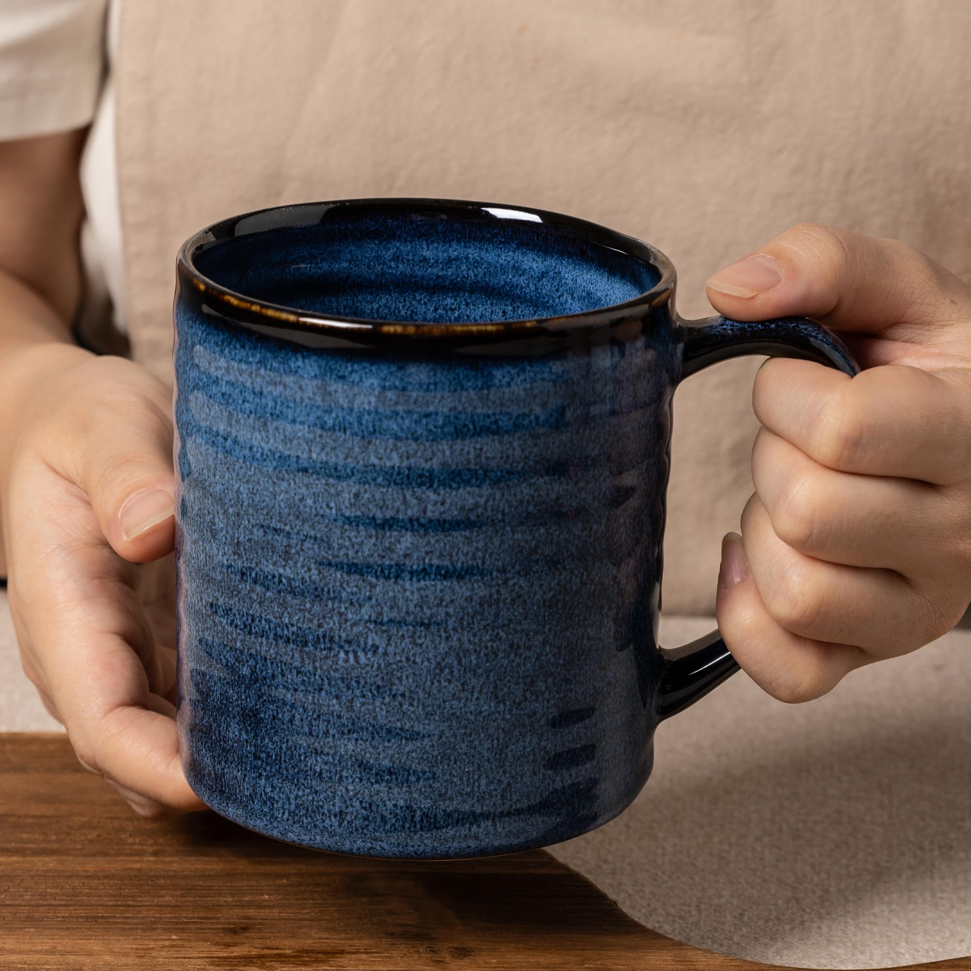 TaoTaojarvie wide bottom design mug provides stable base and even heat distribution