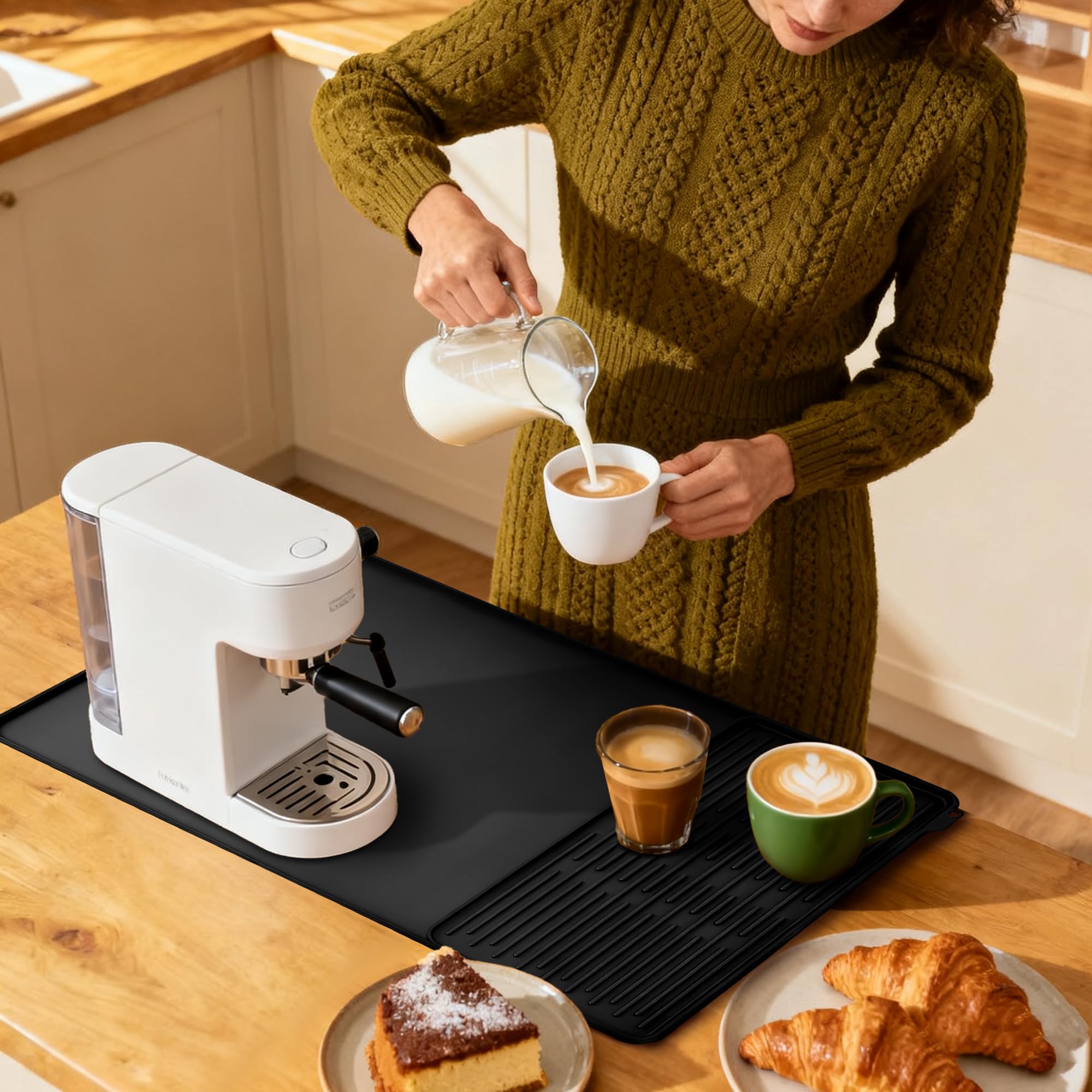 TCULOSD silicone mat is easy to wipe or dishwasher-safe.