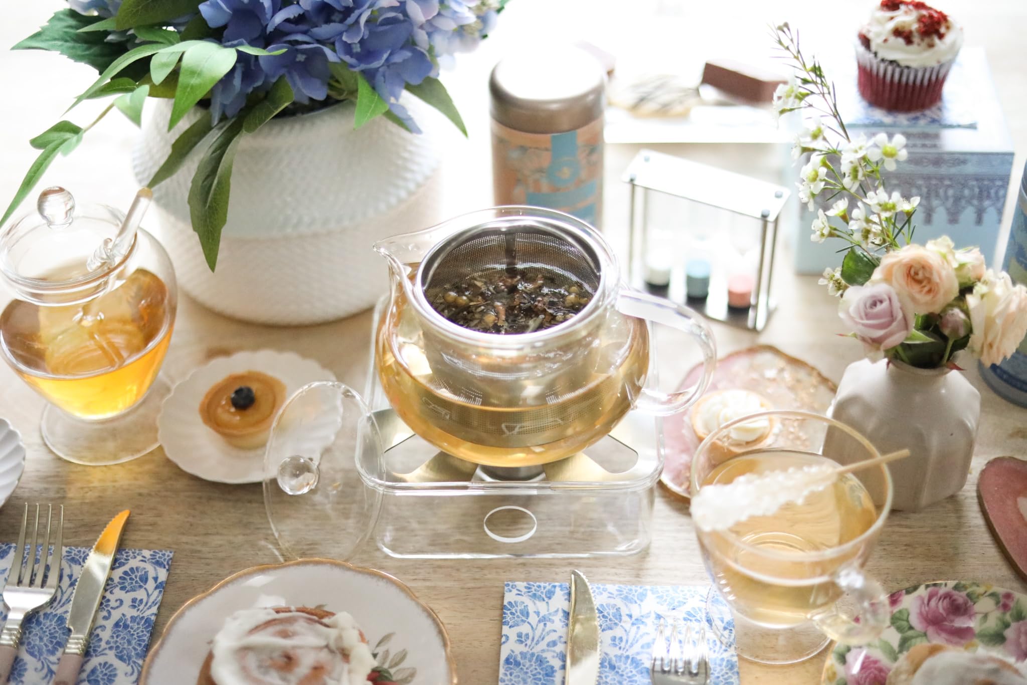 Close-up of Kyoto removable infuser and fine laser-cut filter.