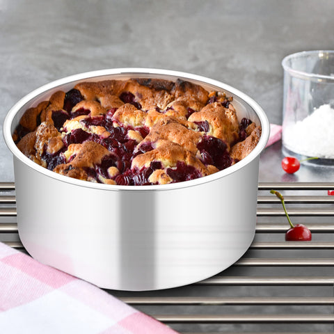 TeamFar 6-inch cake pan set of 4 ready for versatile baking projects.