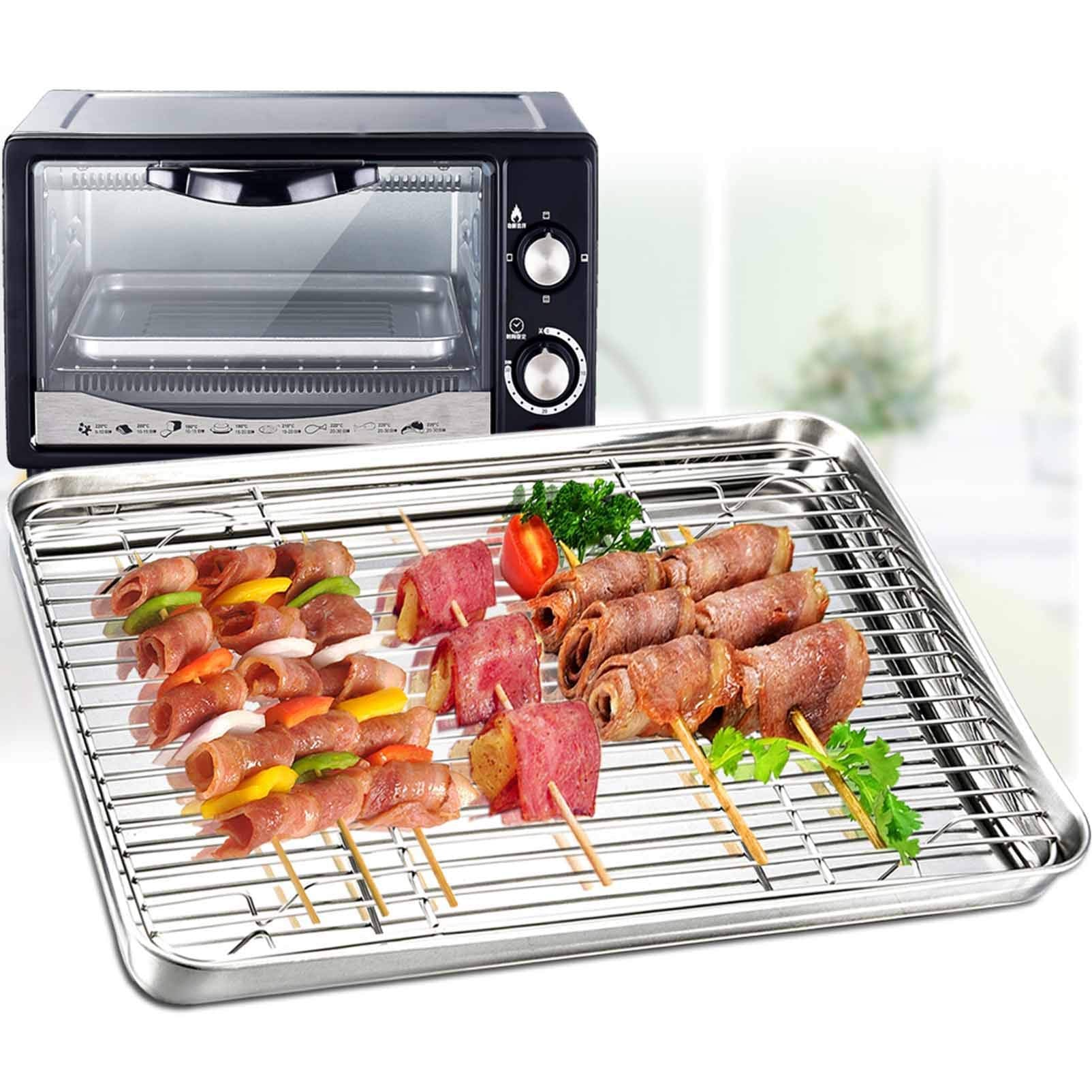 TeamFar baking pan with rack in use shows even airflow for cooking