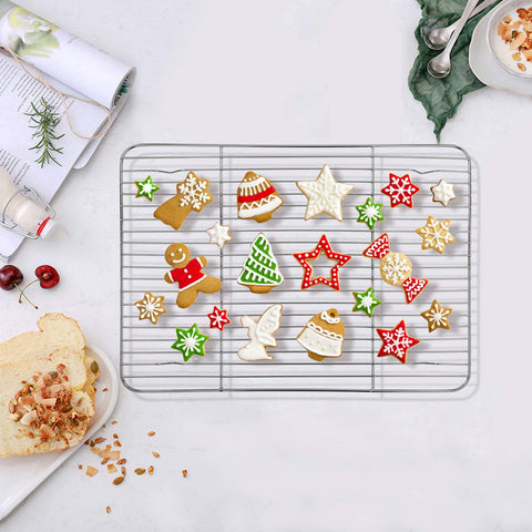TeamFar baking tray with smooth edges for safe handling.