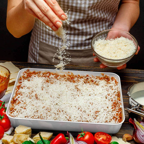 TeamFar rectangular pan is dishwasher safe for easy cleanup.