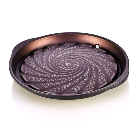 TECHEF KBBQ grill pan top view highlighting sturdy cast aluminum for even heating.
