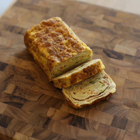 TECHEF large square pan provides ample surface for larger portions.