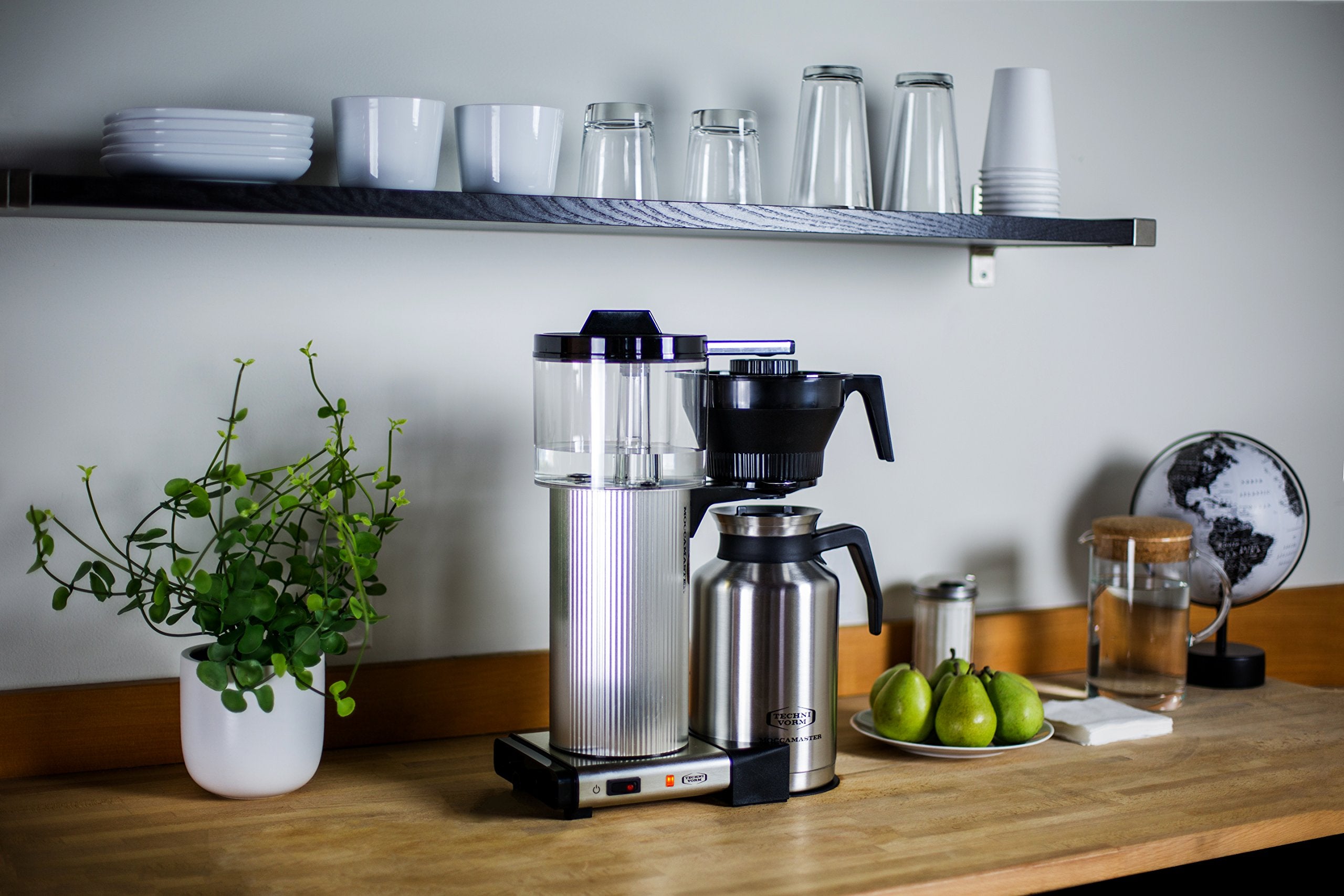 Technivorm Moccamaster CDT Grand side angle in silver, suitable for small offices