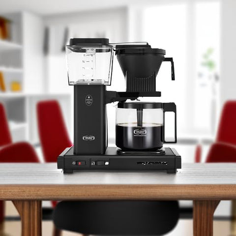 Technivorm Moccamaster KBGV Select maintains ideal brewing temperature across sizes