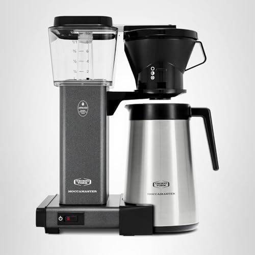 Technivorm Moccamaster KBT 79115 ready 40 oz pot for quick pouring.