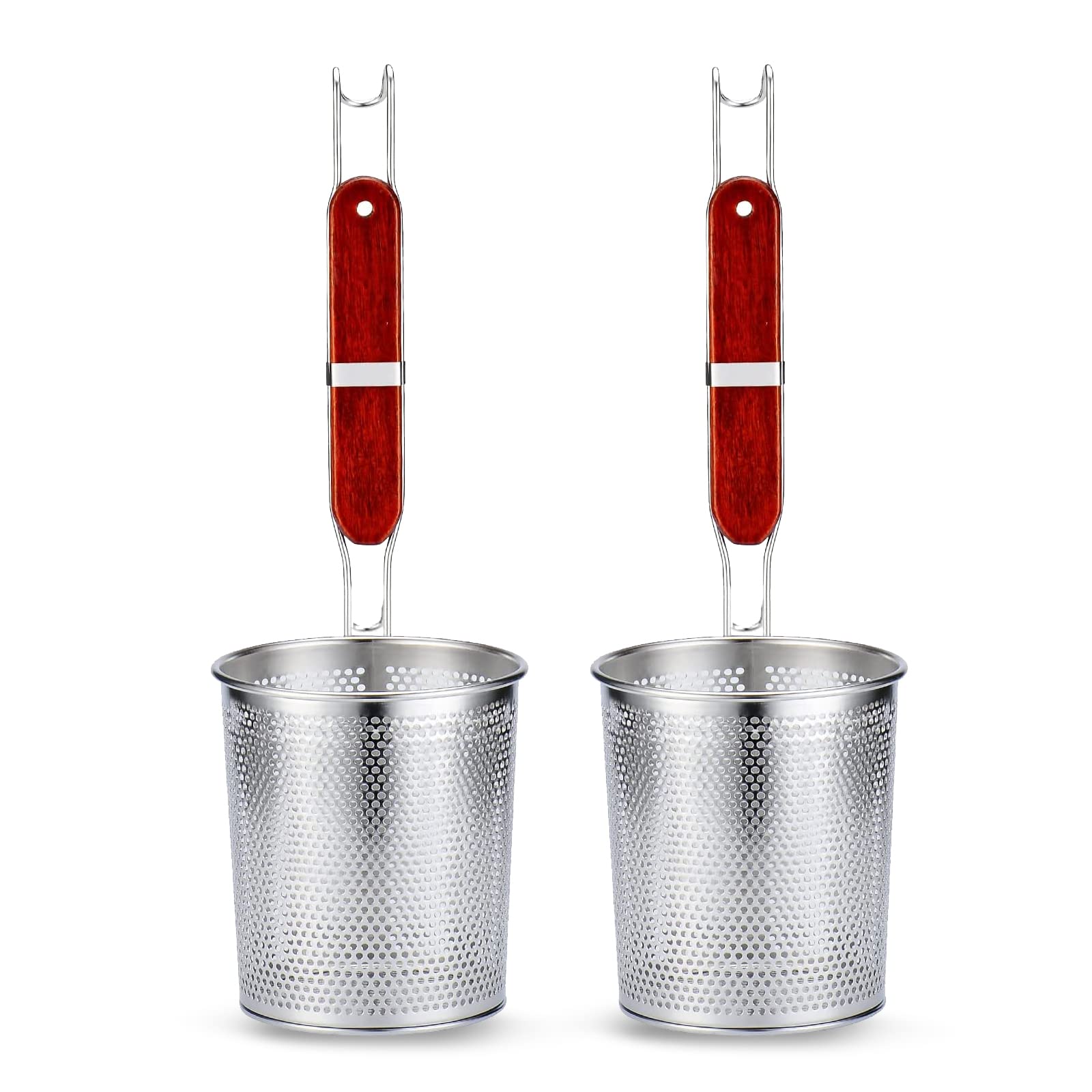 TENTA KITCHEN micro-perforated pasta strainer with handle for fast draining and safe transfer.