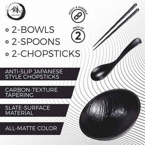 Terra Home spoon with hook prevents sliding during meals.