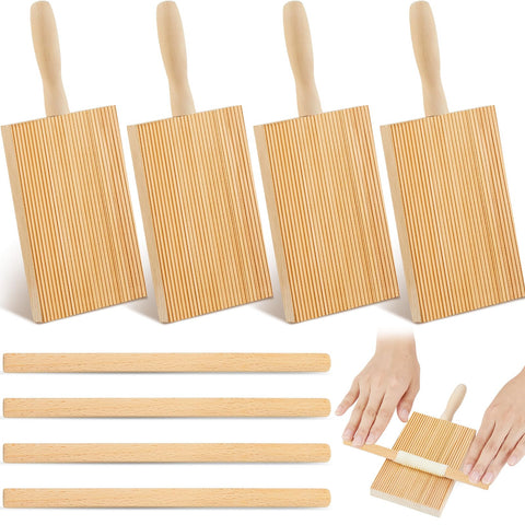 Tessco gnocchi board in beechwood with handle for shaped pasta and texture