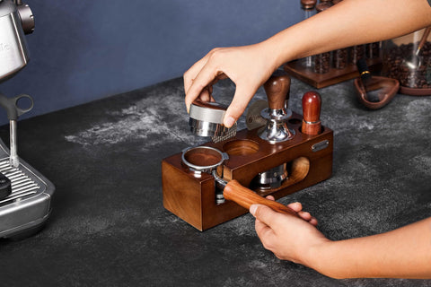 Teyearlife portafilter's stainless steel construction ensures durability and easy cleaning.