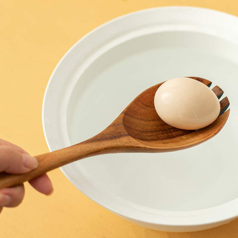 TEZZ ladle handles soups smoothly in large pots.