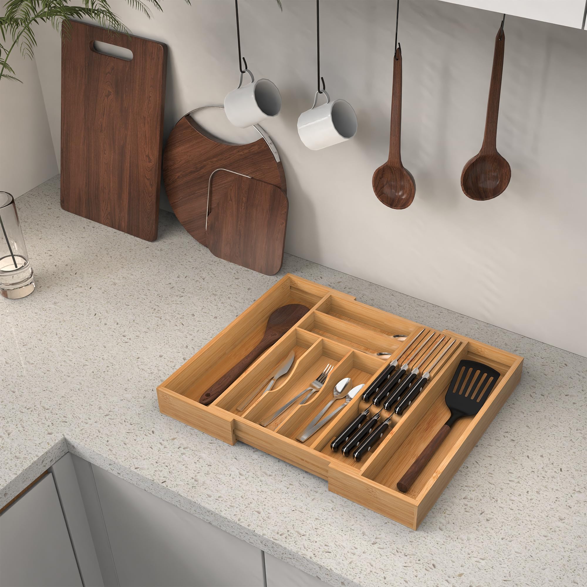 Knife block with anti-slip pads by Thalomely offers safe storage.