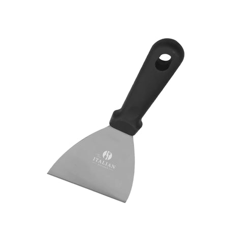 The Italian Kitchen pizza dough scraper with triangular blade, ideal for lifting dough without degassing.