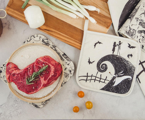 Official Disney licensed Nightmare Before Christmas kitchen pot holder set