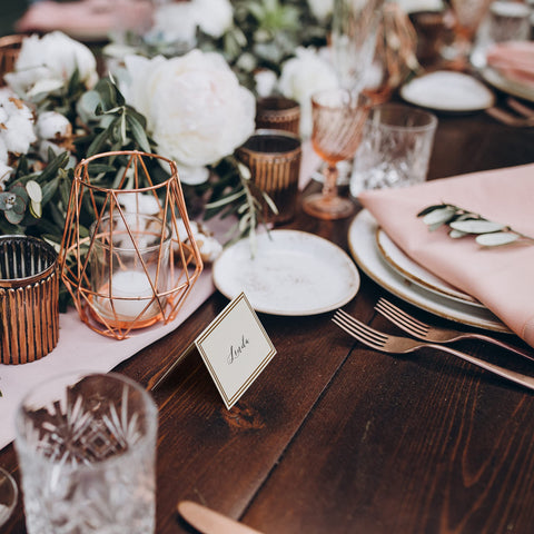 Stacked and ready-to-use The Twiddlers 200 name cards