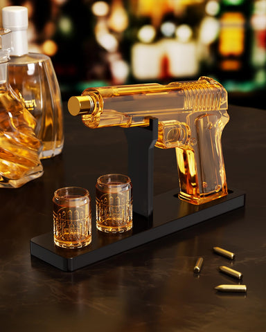 The Wine Things decanter close-up reveals premium clarity and finish