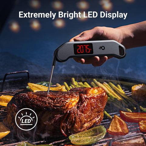 Motion-activated wake and auto-rotate display for easy use on any side.
