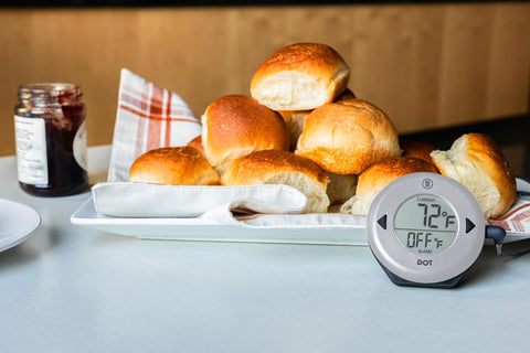 ThermoWorks DOT IP65 durability withstands splashes for busy kitchens.