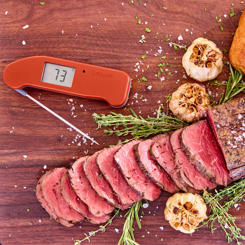Thermapen ONE 360-degree display for easy reading from any angle.