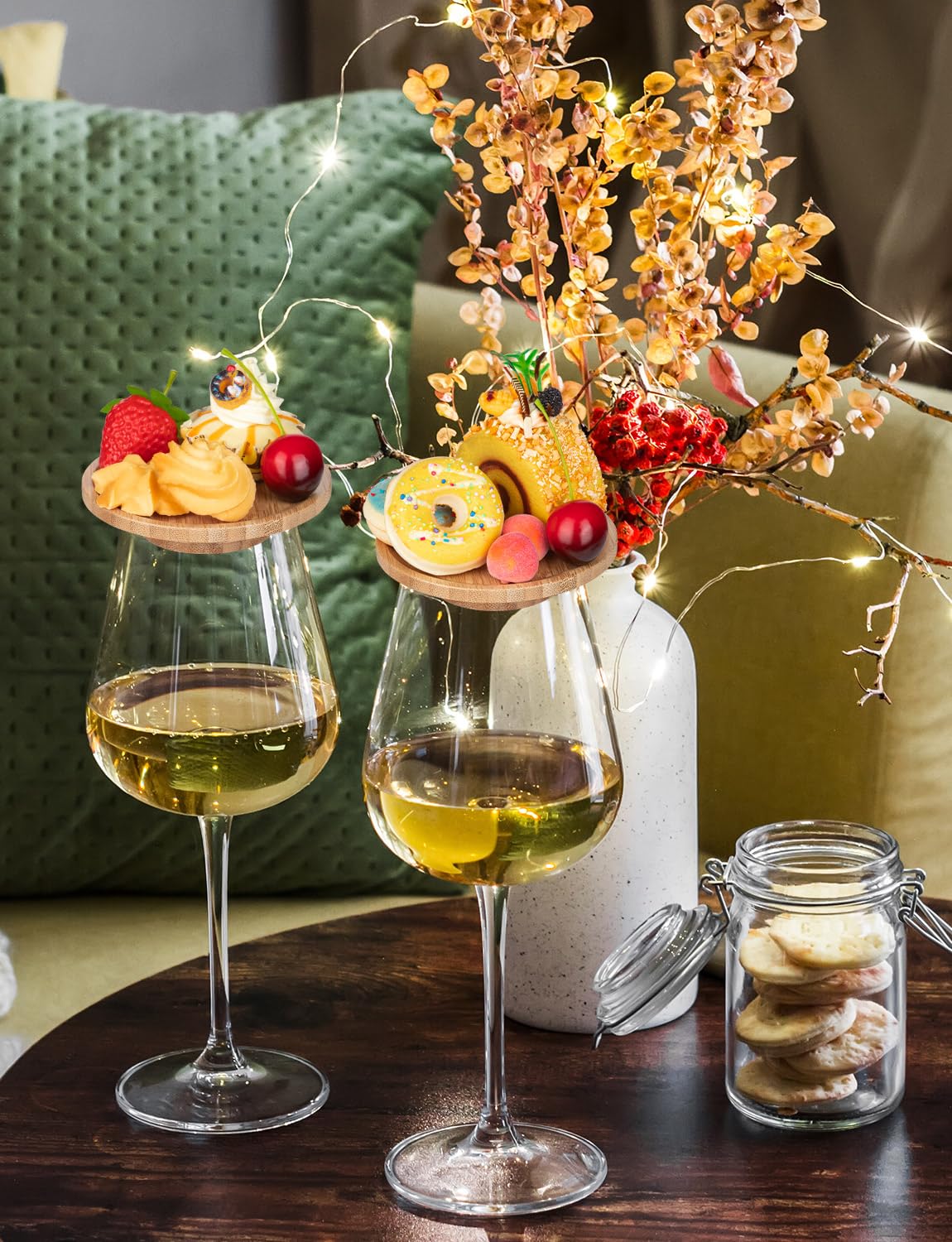 THSLSFX wine glass covers keep dust out while preserving aroma.