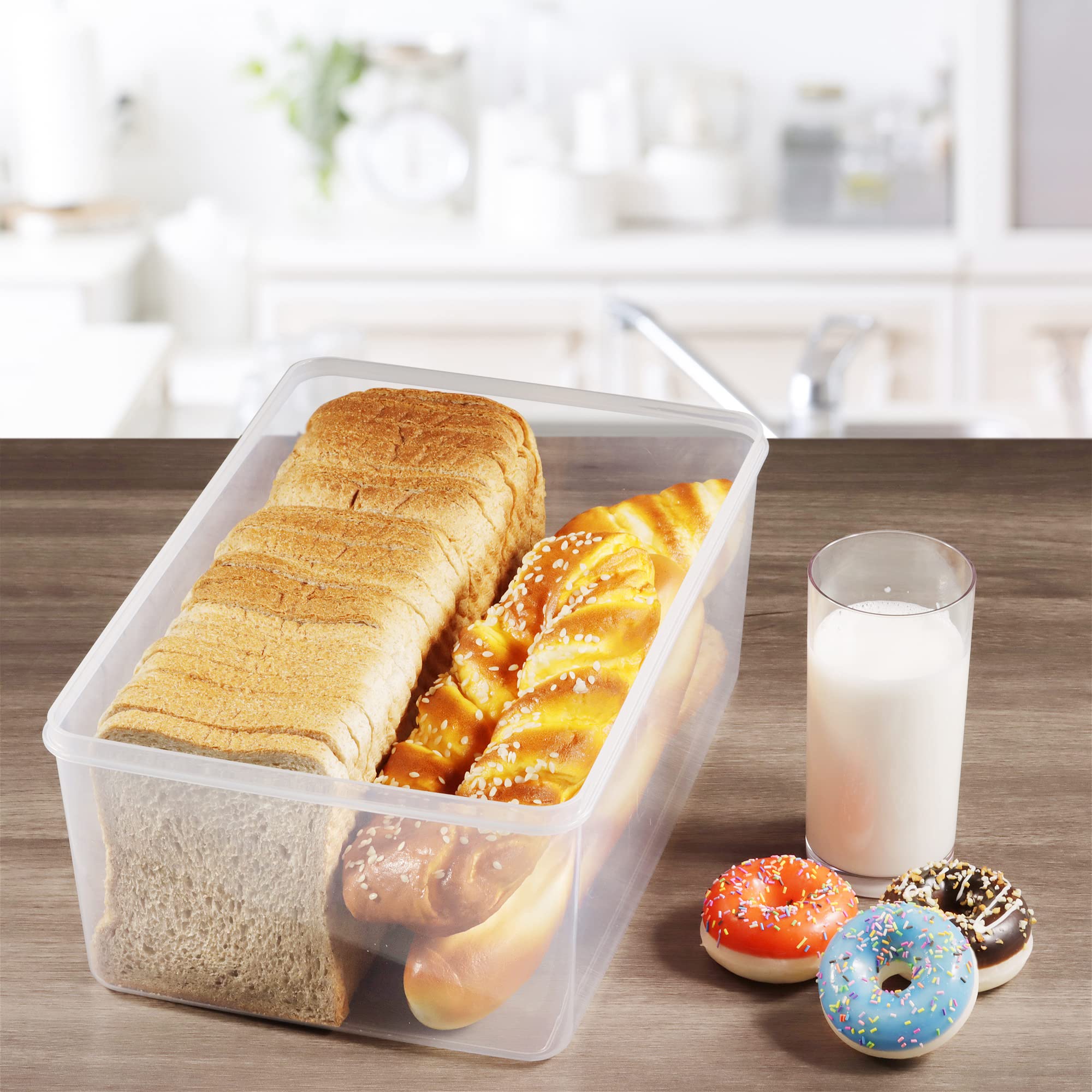Dishwasher-safe and versatile for bread and dry goods