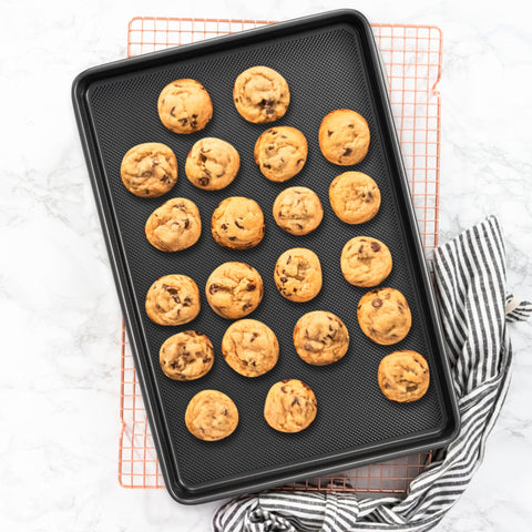 Tiawudi oven-safe label shows durability up to 450°F