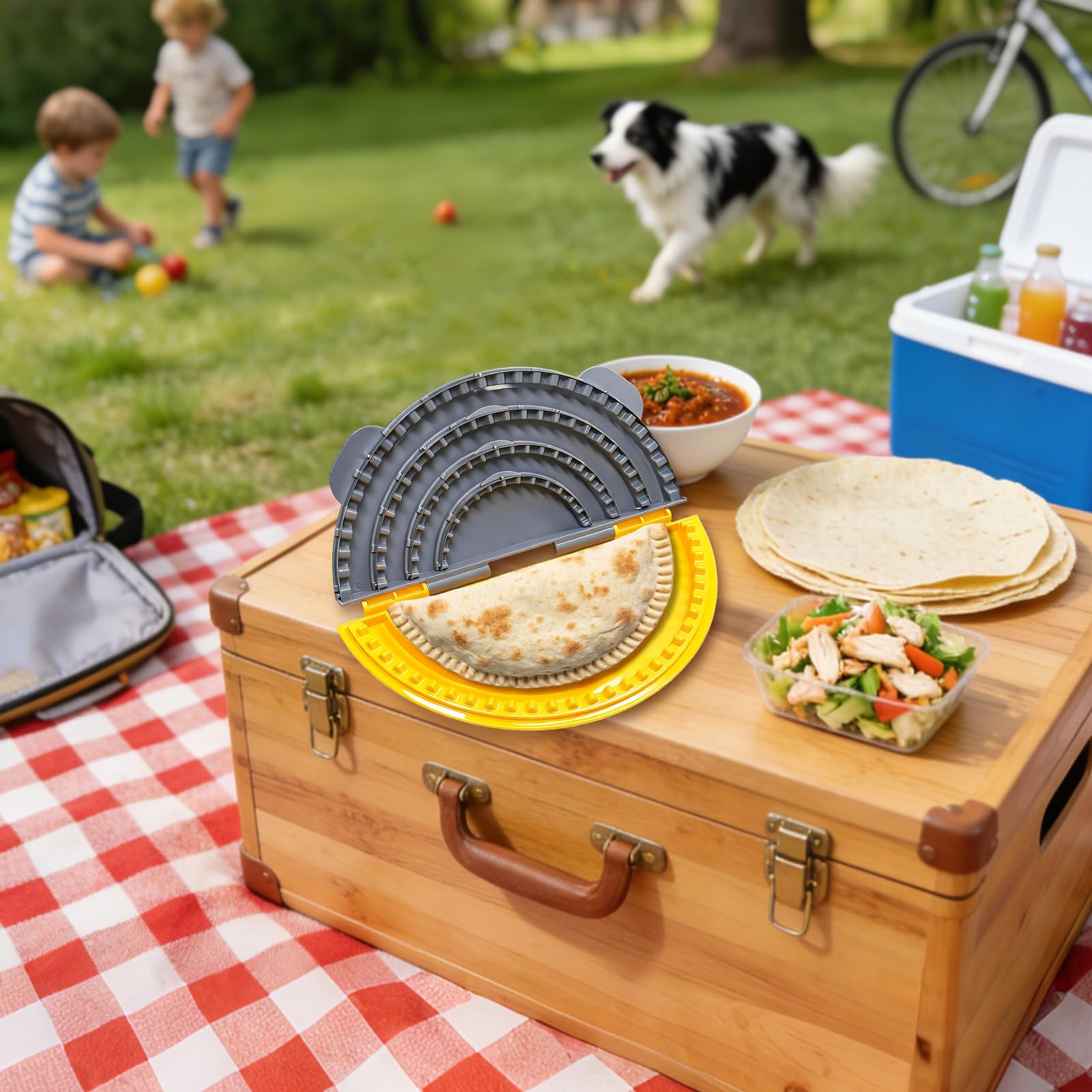 Tiiyee 4-in-1 tortilla sealer featuring a smooth plastic surface to reduce sticking.