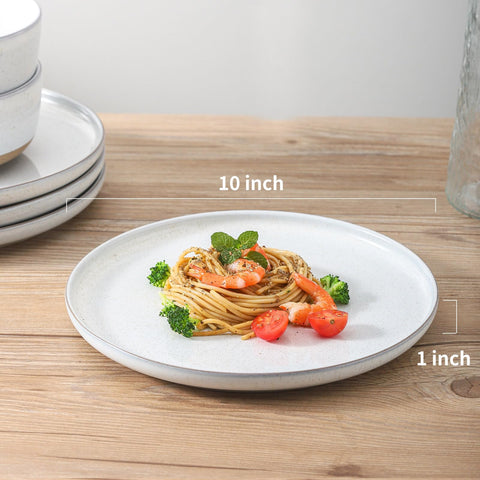 Tikooere 10-inch plate with pasta, highlighting ample room for meals.