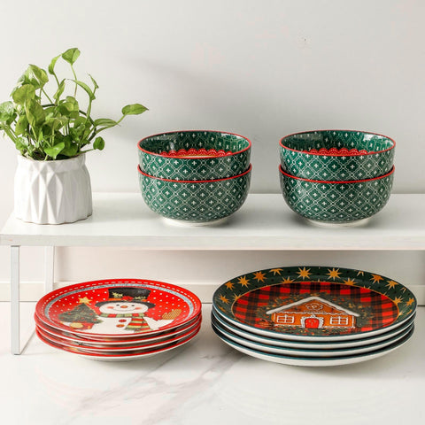 Tikooere Christmas dinnerware decorative set enhances festive table decor.