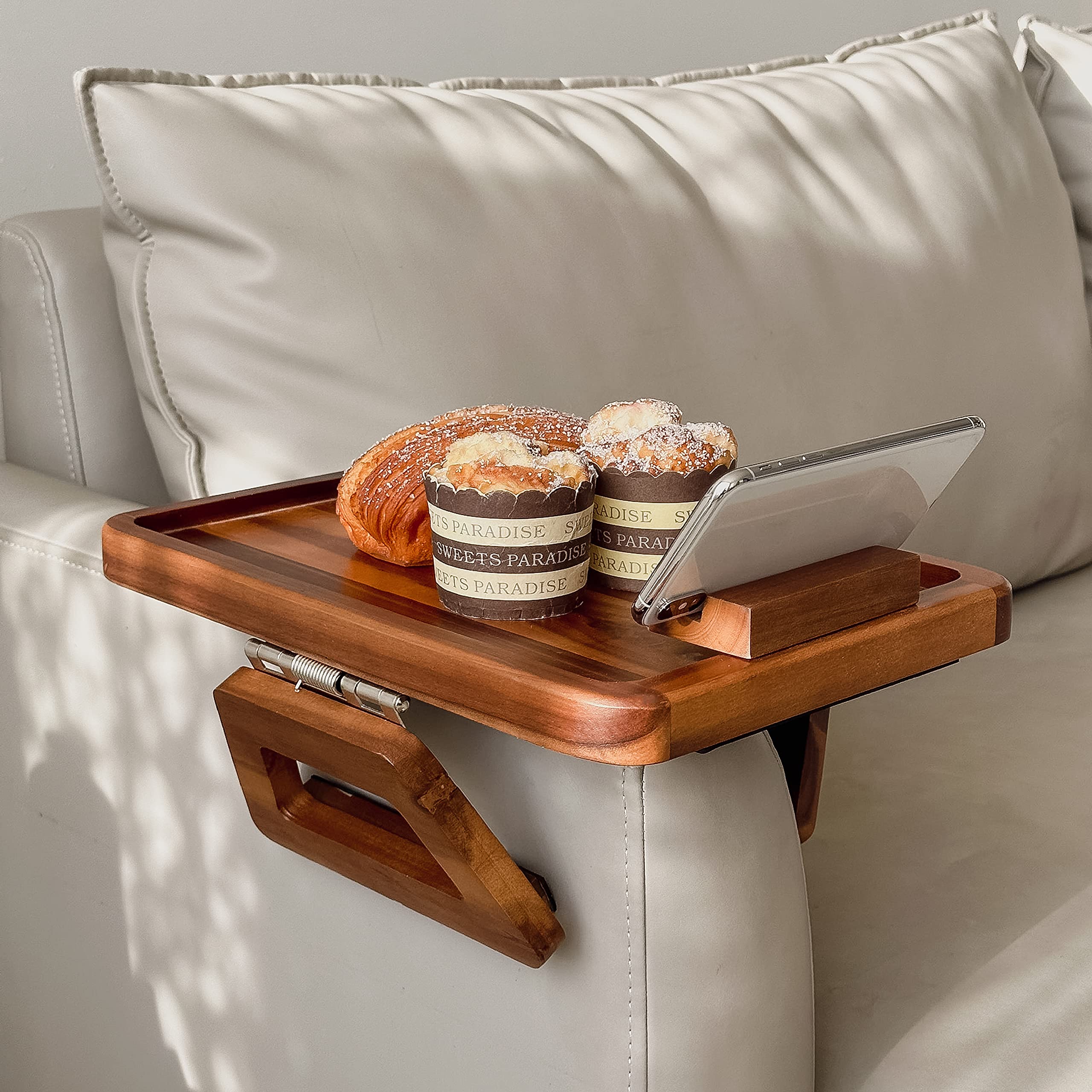 Non-slip pads protect couch surfaces and keep tray steady.