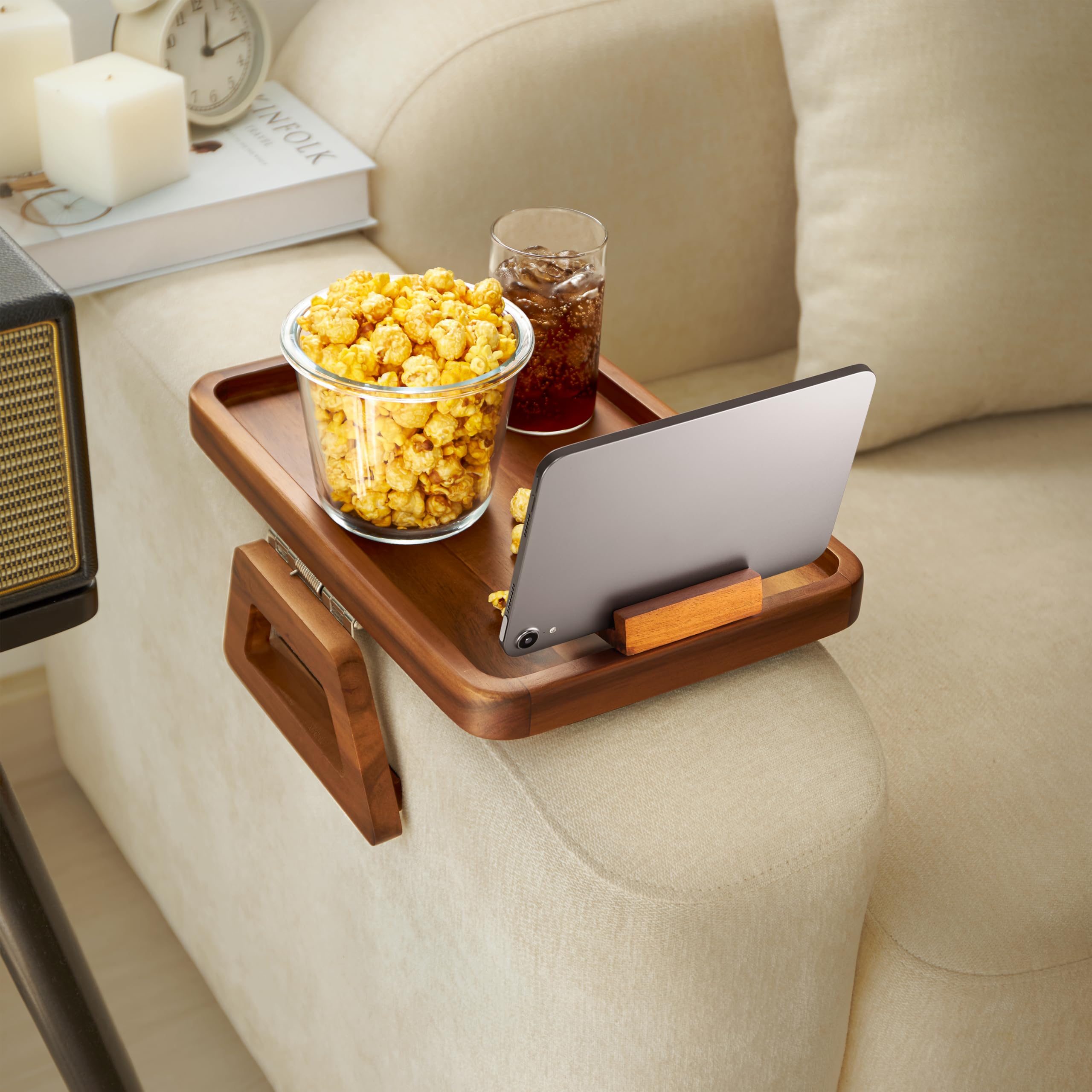 Compact arm table fits narrow spaces and wide couches alike.