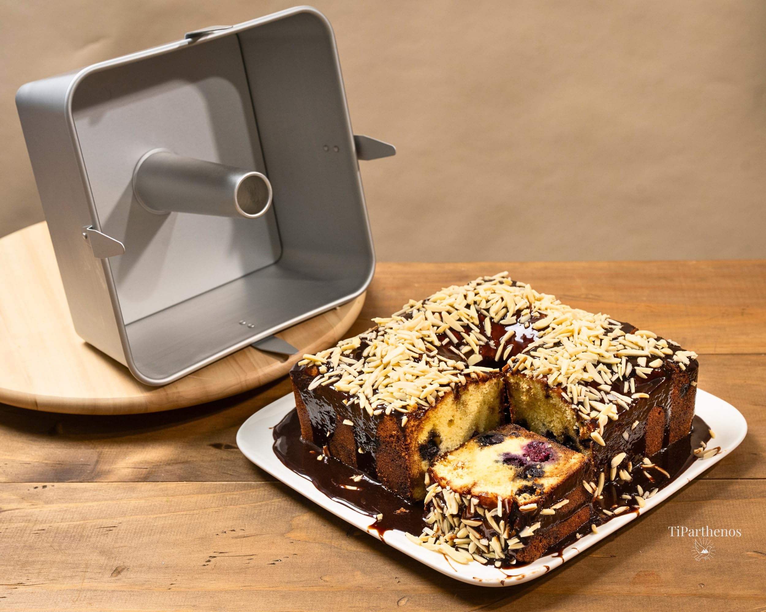 TiParthenos parchment sheets included to seal the base