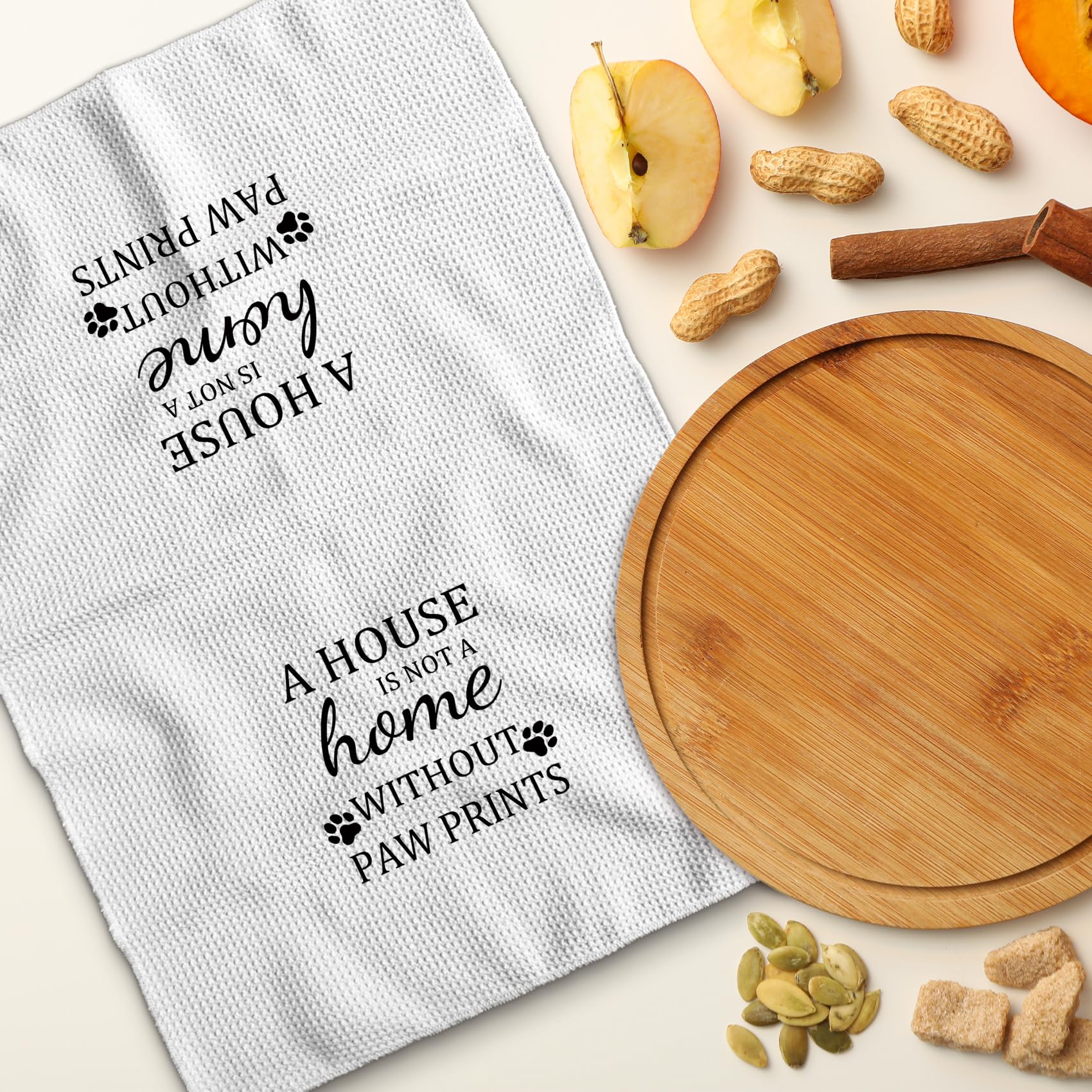 TNUW machine washable towel ready for everyday kitchen cleanup.