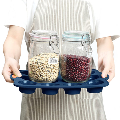To encounter 8-in-1 silicone bake set steel reinforcement adds strength for lasting use.