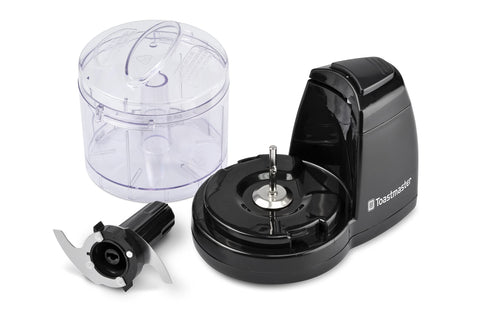 Toastmaster TM-61MC one-touch pulse enables precise texture for chopping.
