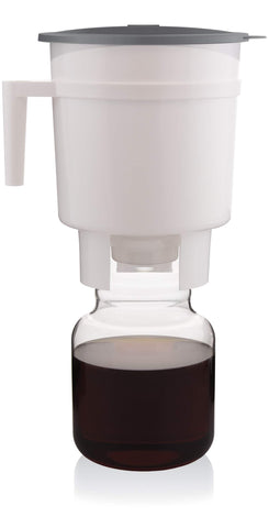 Toddy Cold Brew System glass lid seals the jar to preserve freshness.