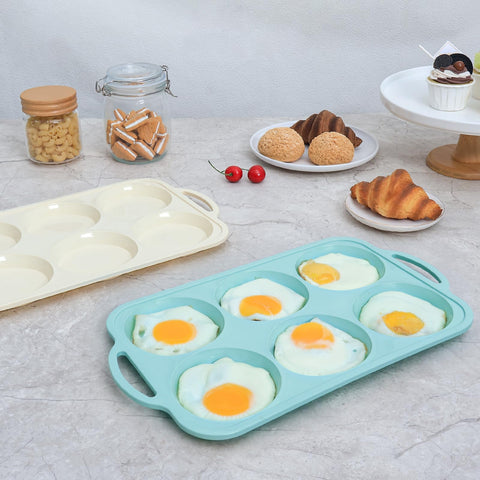 Toeusog BPA-free silicone molds durable and heat resistant.