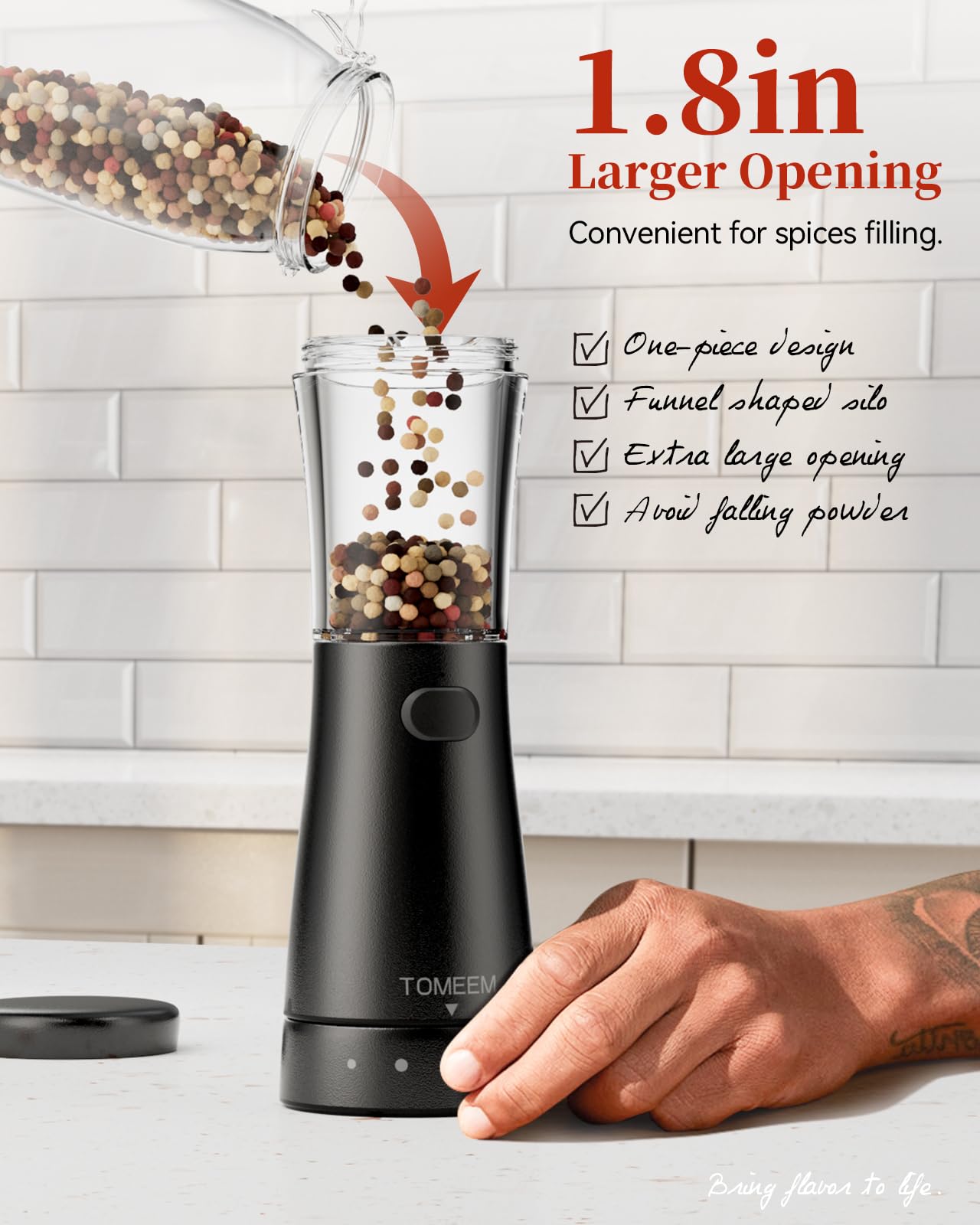 TOMEEM LED light illuminates the seasoning area for accuracy