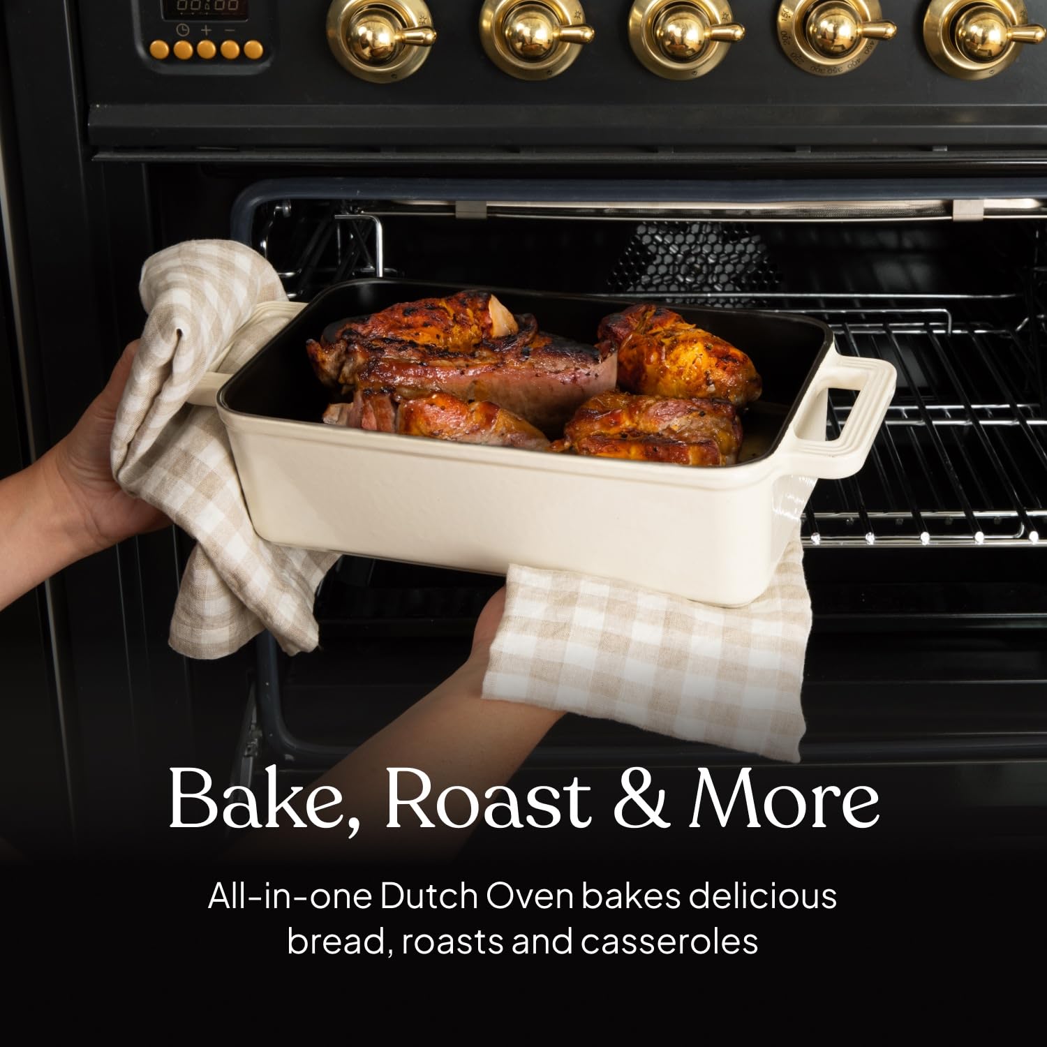 TOMO easy-release enamel surface helps loaf release and quick cleanup